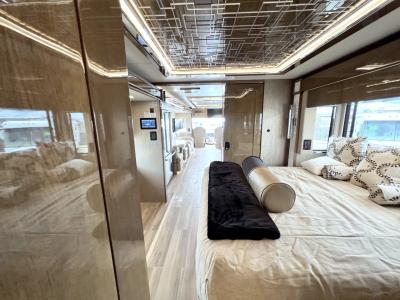 2023 Newmar King Aire 4531 | Thumbnail Photo 30 of 46