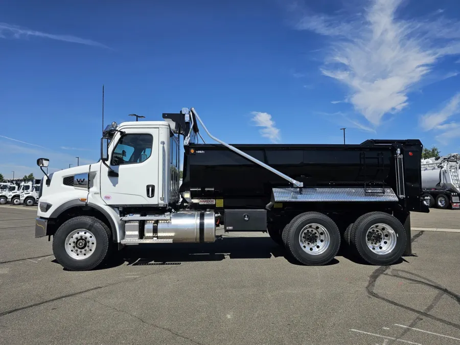 2025 Western Star 47X | Photo 7 of 18
