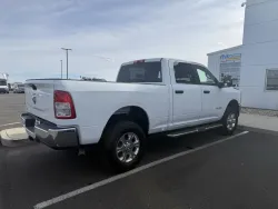 2024 RAM 2500 Big Horn | Thumbnail Photo 5 of 16