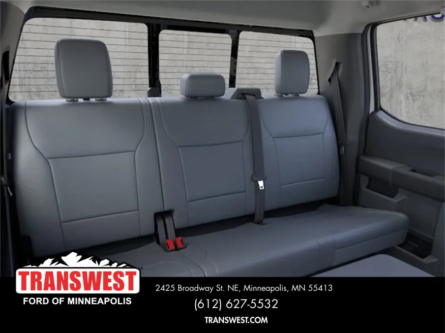 2025 Ford Super Duty F-550 | Photo 11 of 22