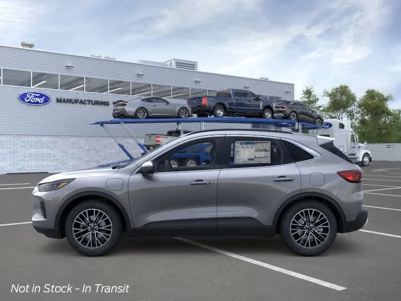 2026 Ford Escape Plug-In Hybrid | Photo 3 of 23