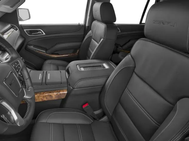 2017 GMC Yukon | Photo 5 of 13