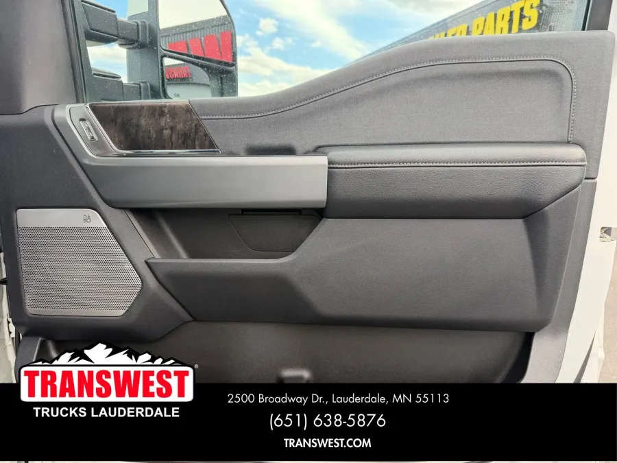 2023 Ford F-350 | Photo 21 of 23