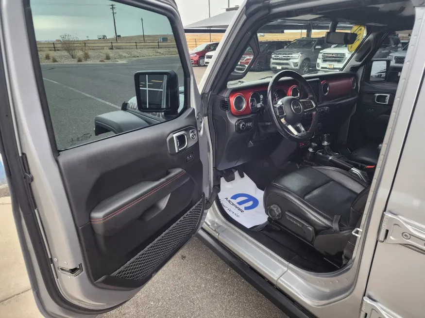 2021 Jeep Wrangler Unlimited Rubicon | Photo 9 of 22