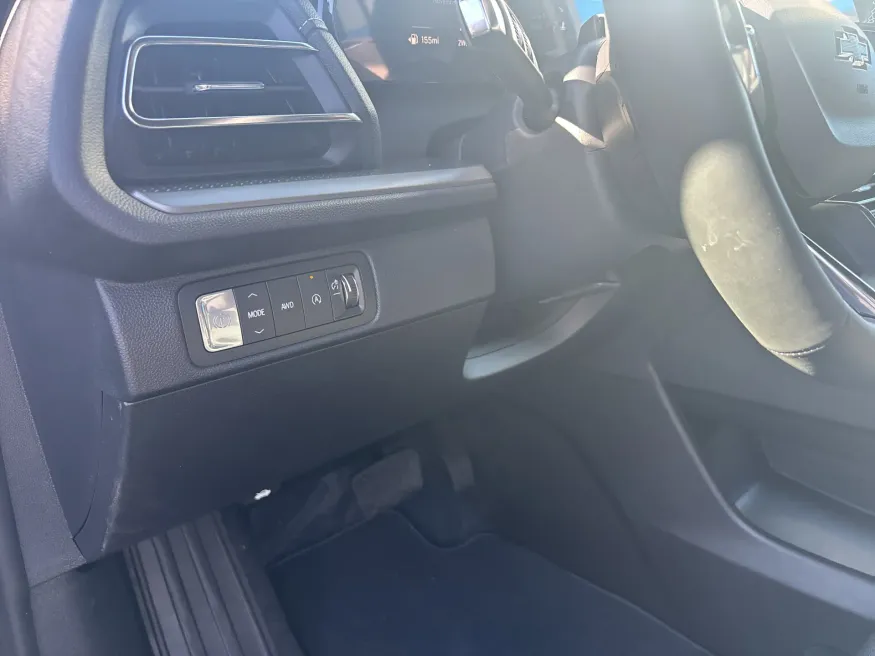 2026 Chevrolet Traverse AWD LT | Photo 15 of 22