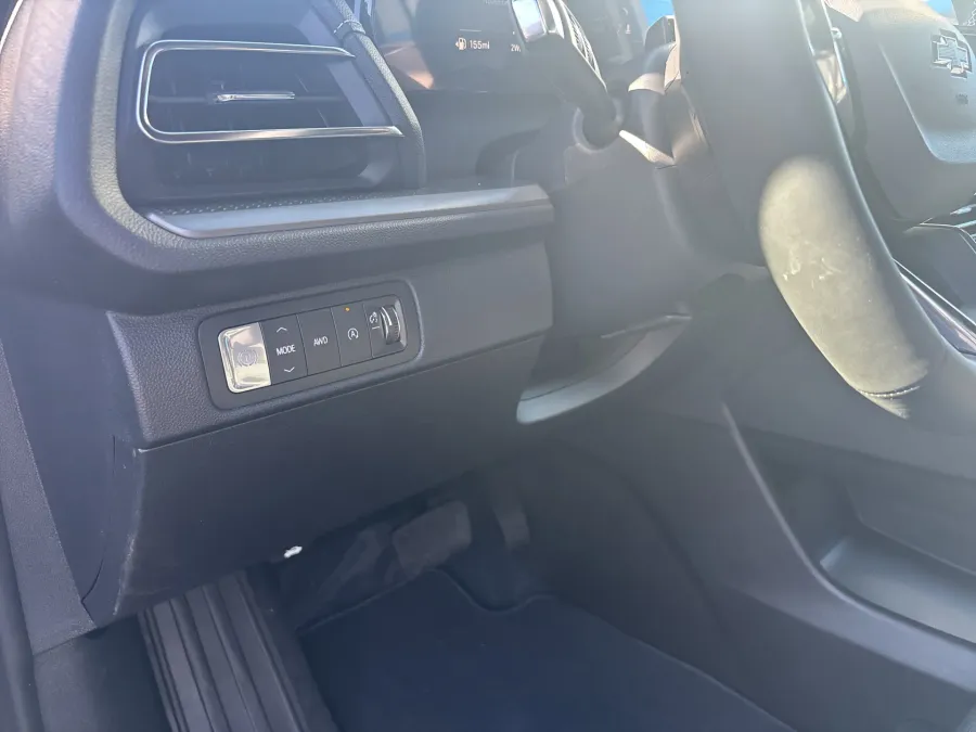 2026 Chevrolet Traverse AWD LT | Photo 15 of 22