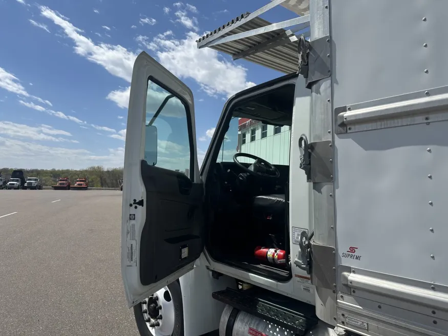 2020 International MV607 | Photo 10 of 13