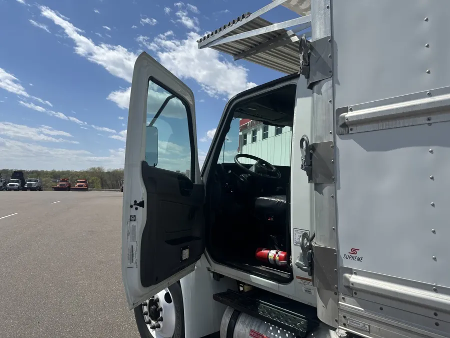 2020 International MV607 | Photo 10 of 13