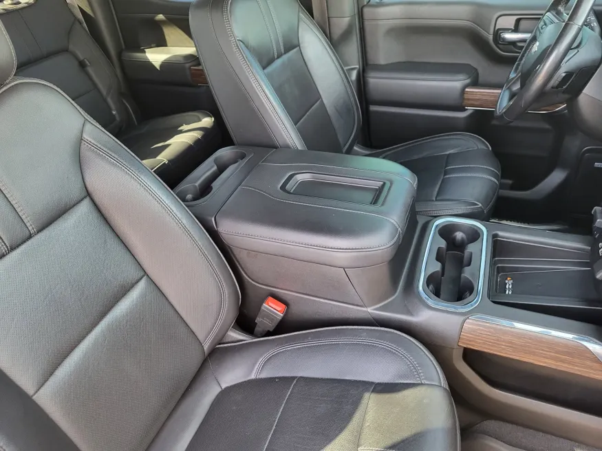 2022 Chevrolet Silverado 1500 LTD | Photo 12 of 25
