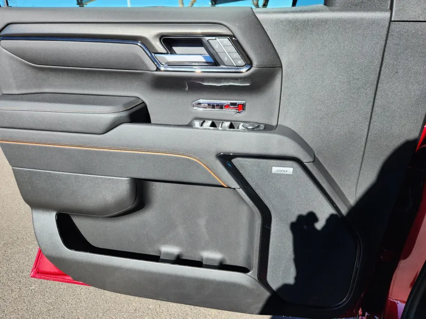 2026 GMC Sierra 1500 AT4 | Photo 5 of 31