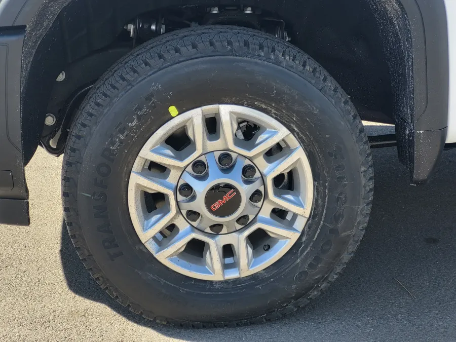 2026 GMC Sierra 2500HD Pro | Photo 9 of 30