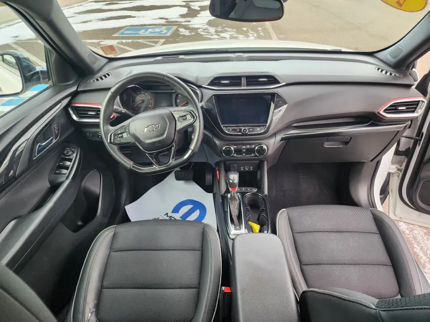 2021 Chevrolet Trailblazer RS | Photo 17 of 23