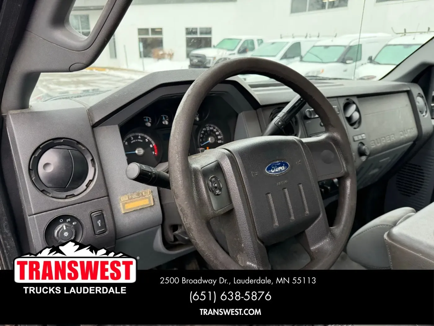 2011 Ford Super Duty F-350 XL | Photo 3 of 20