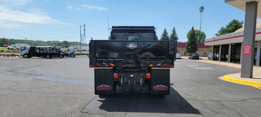 2026 Freightliner M2 106 | Photo 6 of 13