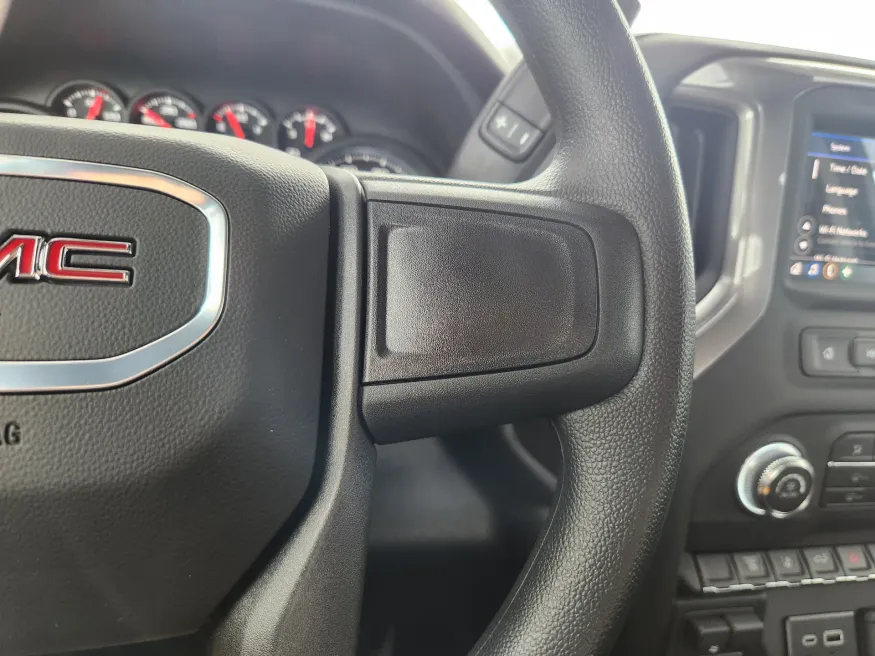 2026 GMC Sierra 2500HD Pro | Photo 25 of 29