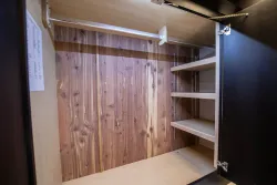 2026 Newmar Essex 4569 | Thumbnail Photo 33 of 34