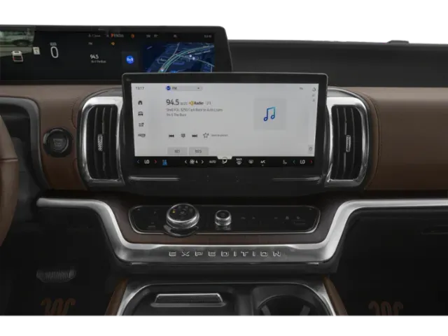 2025 Ford Expedition Max | Photo 6 of 13