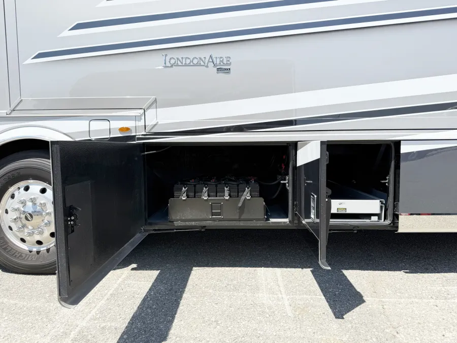 2026 Newmar London Aire 4551 | Photo 35 of 34