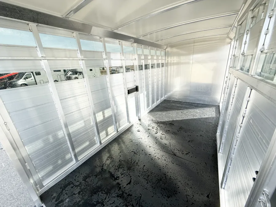 2026 Cimarron Lonestar Stock | Photo 12 of 17