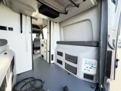 2026 Winnebago Revel Sport 44N | Thumbnail Photo 16 of 19