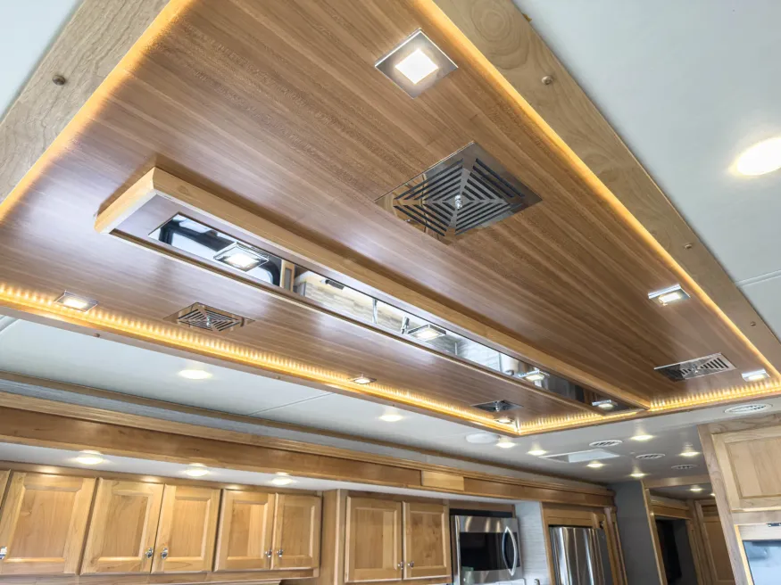 2022 Tiffin Allegro Red 33AA | Photo 13 of 40
