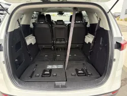 2024 Kia Carnival LX | Thumbnail Photo 8 of 21