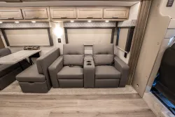 2026 Renegade Verona 40VTS | Thumbnail Photo 14 of 26