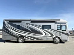 2019 Newmar New Aire 3341 | Thumbnail Photo 2 of 5
