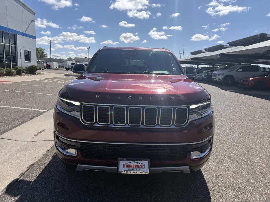 2024 Jeep Wagoneer Series II | Photo 7 of 22