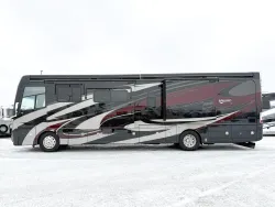 2019 Fleetwood Discovery 40M LXE | Thumbnail Photo 21 of 30