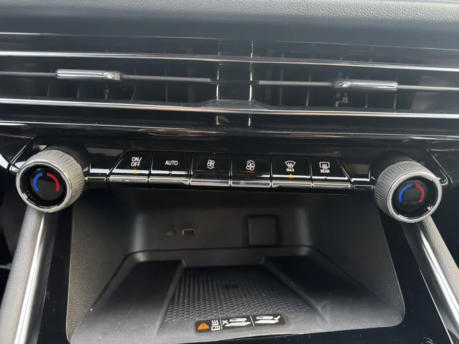 2026 Chevrolet Traverse AWD RS | Photo 20 of 23