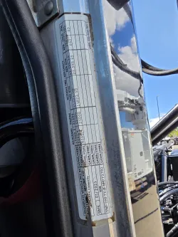 2022 Peterbilt 337 | Thumbnail Photo 16 of 23