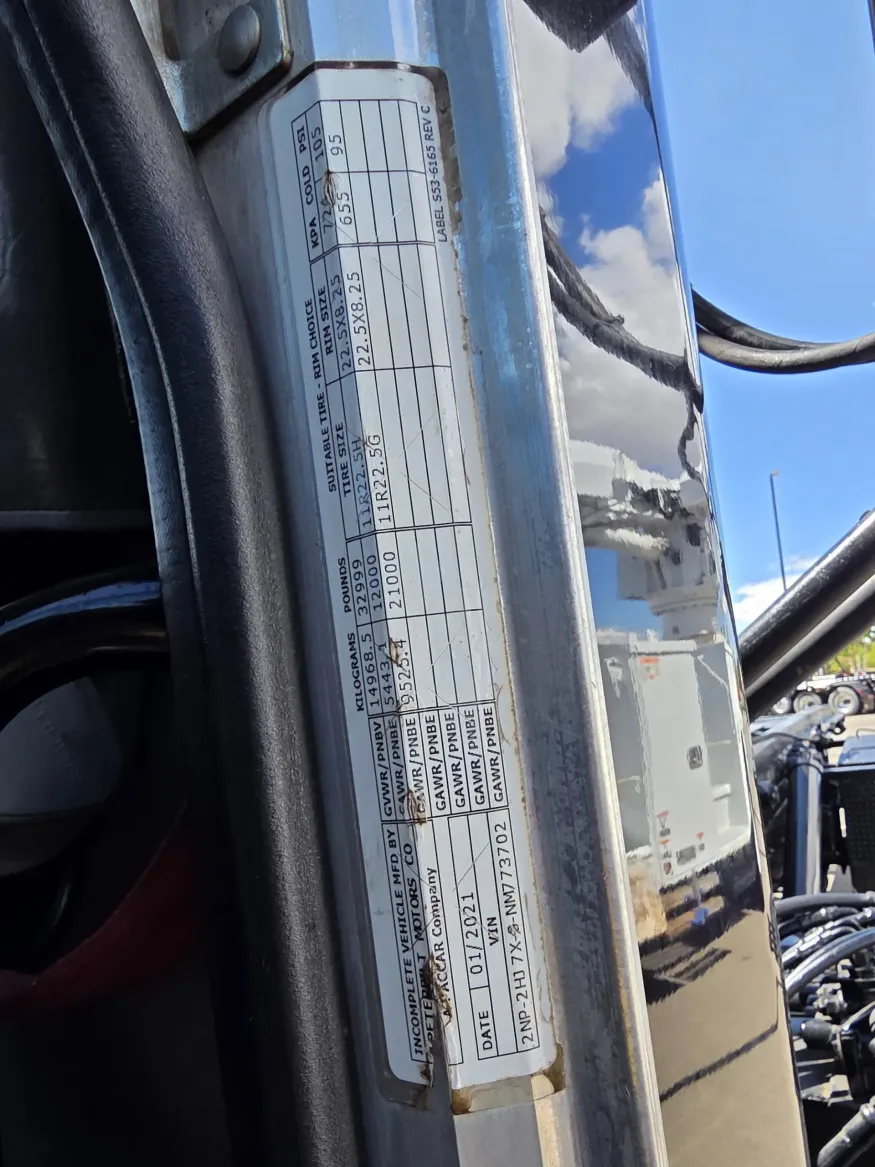 2022 Peterbilt 337 | Photo 16 of 23