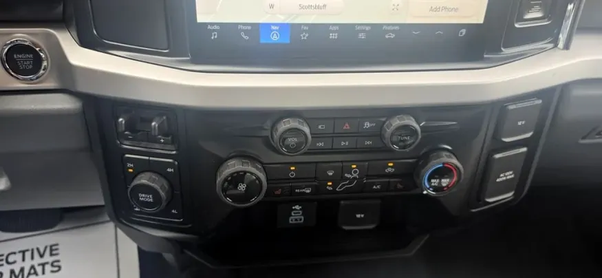 2026 Ford Super Duty F-250 | Photo 21 of 28