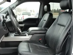 2020 Ford Super Duty F-350 Lariat | Thumbnail Photo 31 of 38