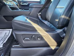 2024 GMC Sierra 2500HD Denali | Thumbnail Photo 9 of 31