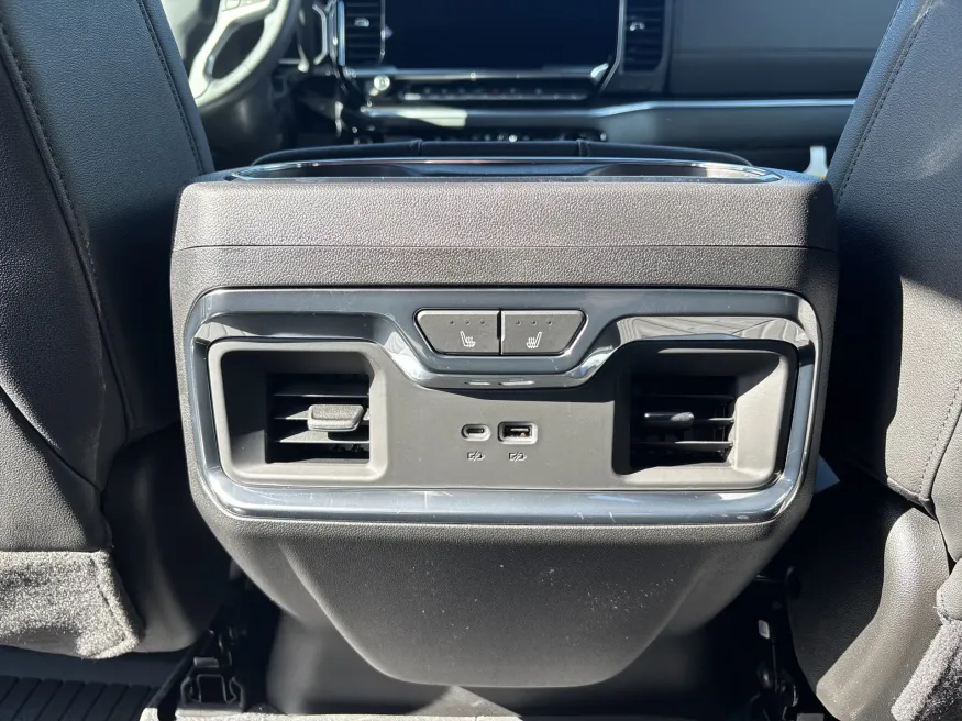 2026 Chevrolet Silverado 2500HD LTZ | Photo 10 of 20