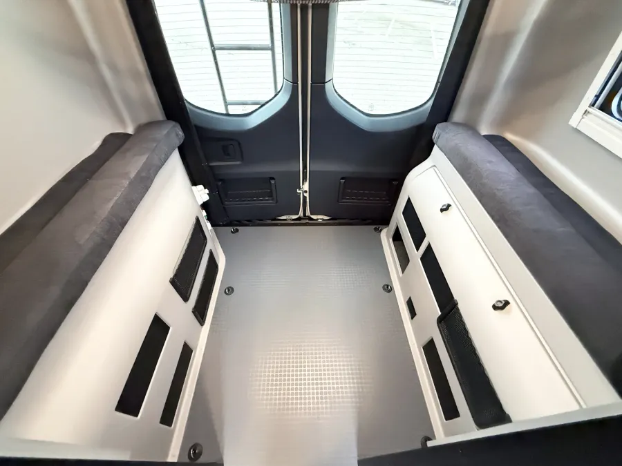 2027 Winnebago Revel Sport 44C | Photo 11 of 20
