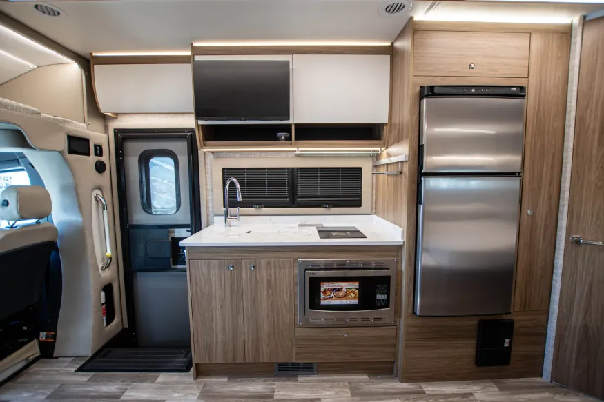 2026 Tiffin Wayfarer 25XPW | Photo 18 of 23