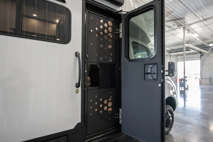 2026 Tiffin Open Trail 25AO | Photo 8 of 25