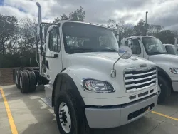 2025 Freightliner M2 106 | Thumbnail Photo 4 of 5