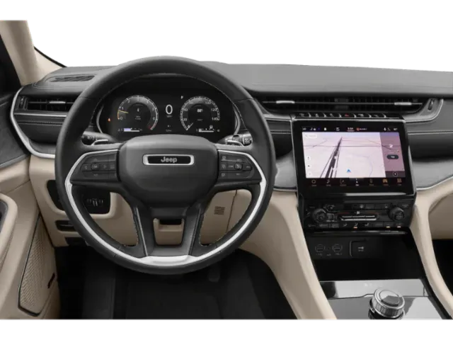 2022 Jeep Grand Cherokee L | Photo 3 of 13