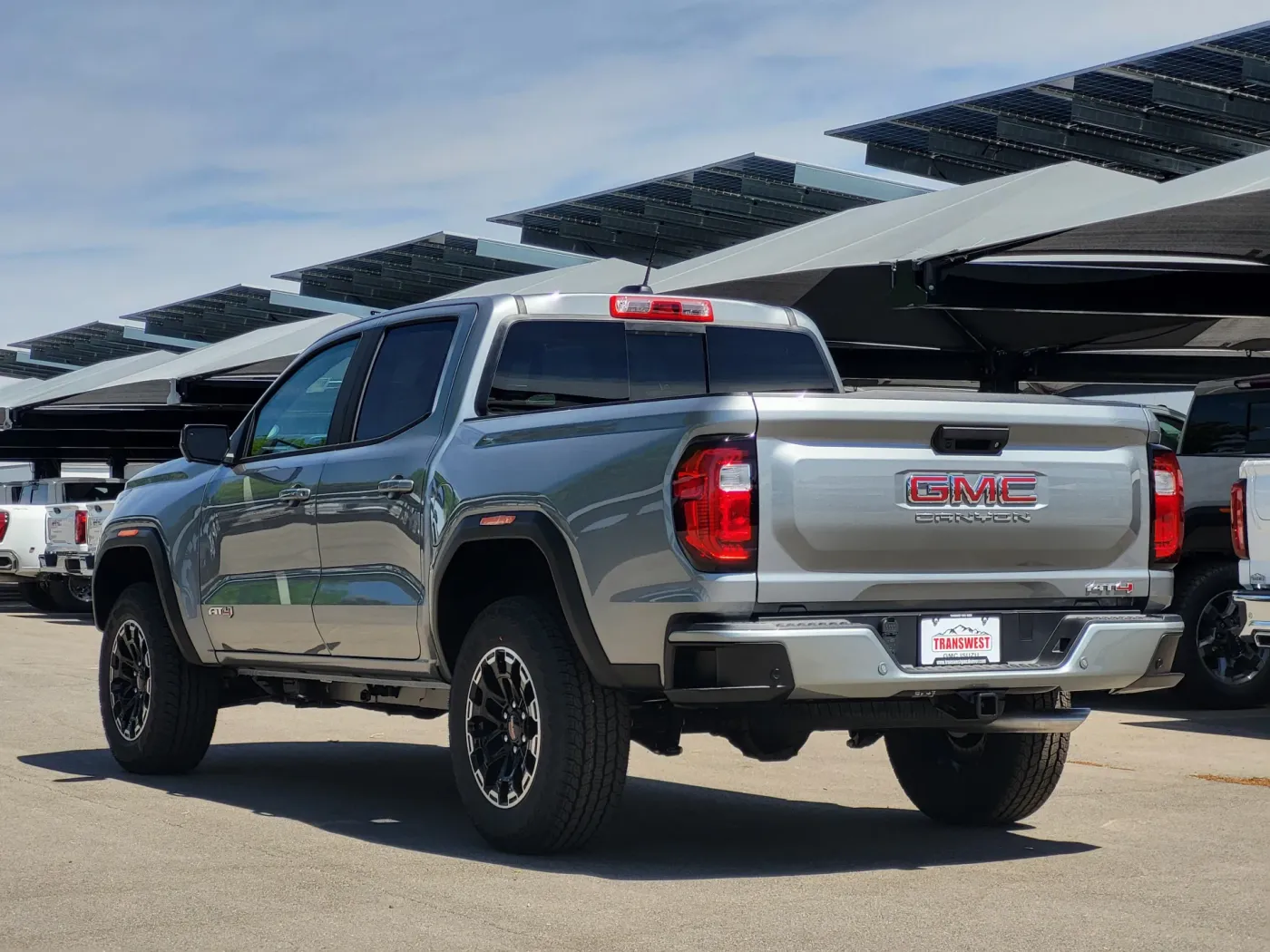 2026 GMC Canyon 4WD AT4 | Photo 4 of 26
