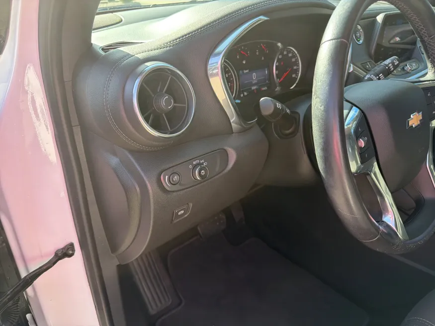 2020 Chevrolet Blazer LT | Photo 14 of 16