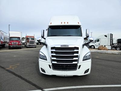 2023 Freightliner Cascadia 126 | Thumbnail Photo 2 of 22