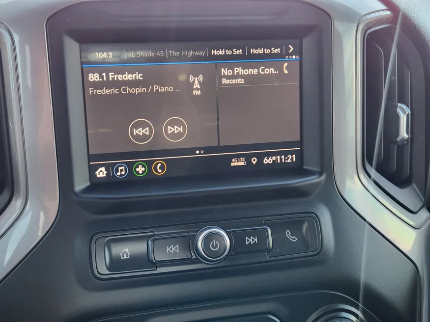 2022 Chevrolet Silverado 3500HD CC Work Truck | Photo 15 of 27