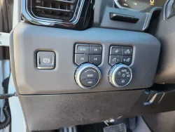 2026 GMC Sierra 2500HD AT4X | Thumbnail Photo 6 of 30