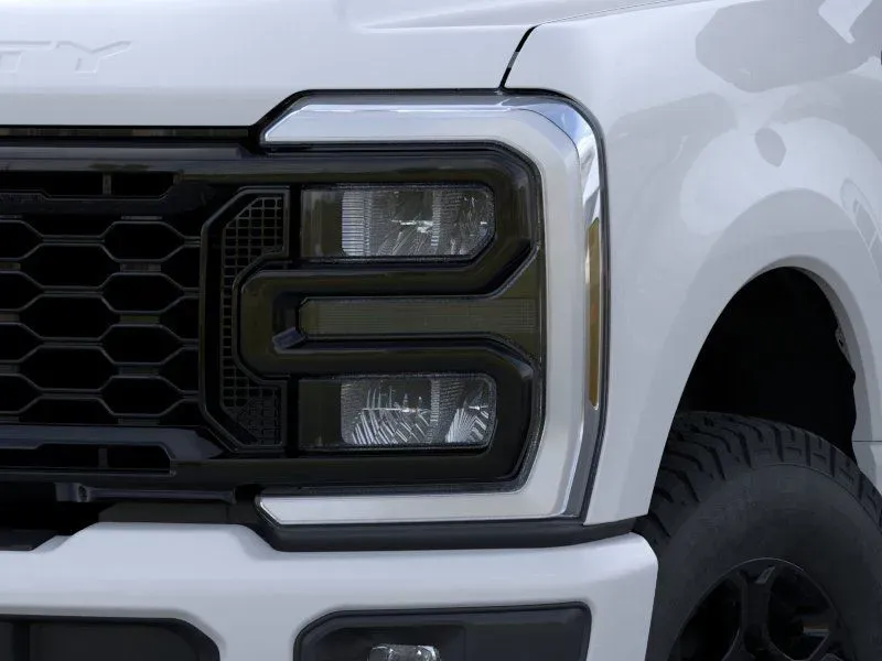 2026 Ford Super Duty F-250 XL | Photo 17 of 22