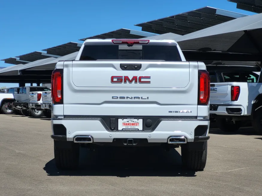 2026 GMC Sierra 1500 Denali | Photo 5 of 26