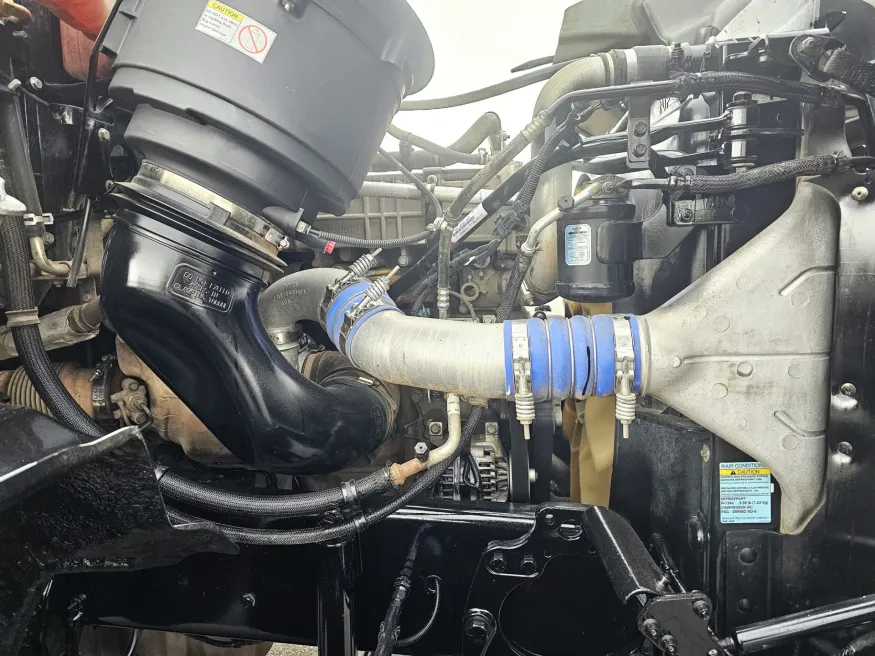 2018 Western Star 4700SF | Photo 9 of 17